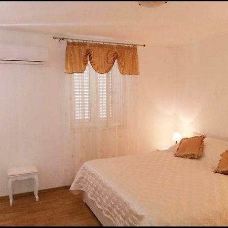 Apartman Perina Trogir Extérieur photo
