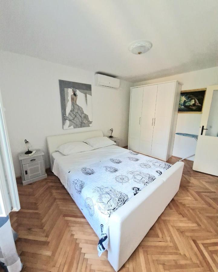 Apartman Perina Trogir Extérieur photo