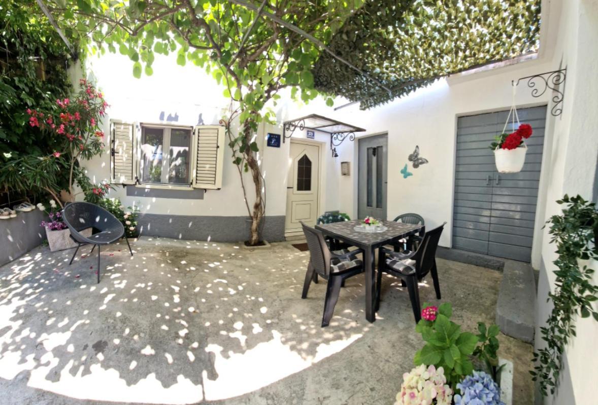 Apartman Perina Trogir Extérieur photo