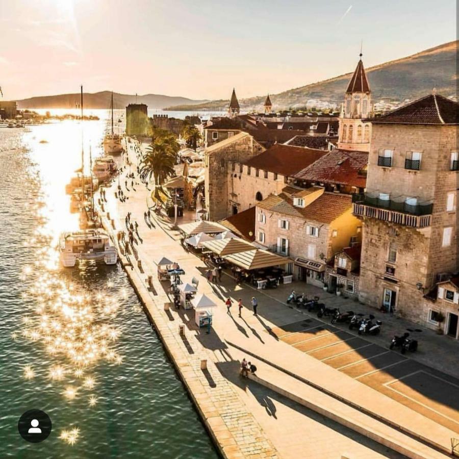 Apartman Perina Trogir Extérieur photo